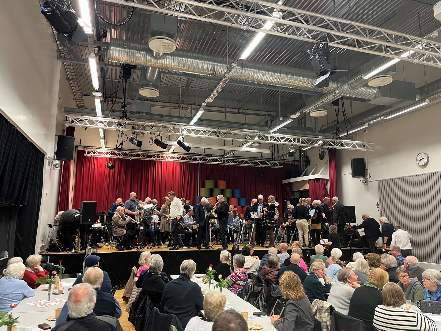 70 års feiring med Garderobefosilene